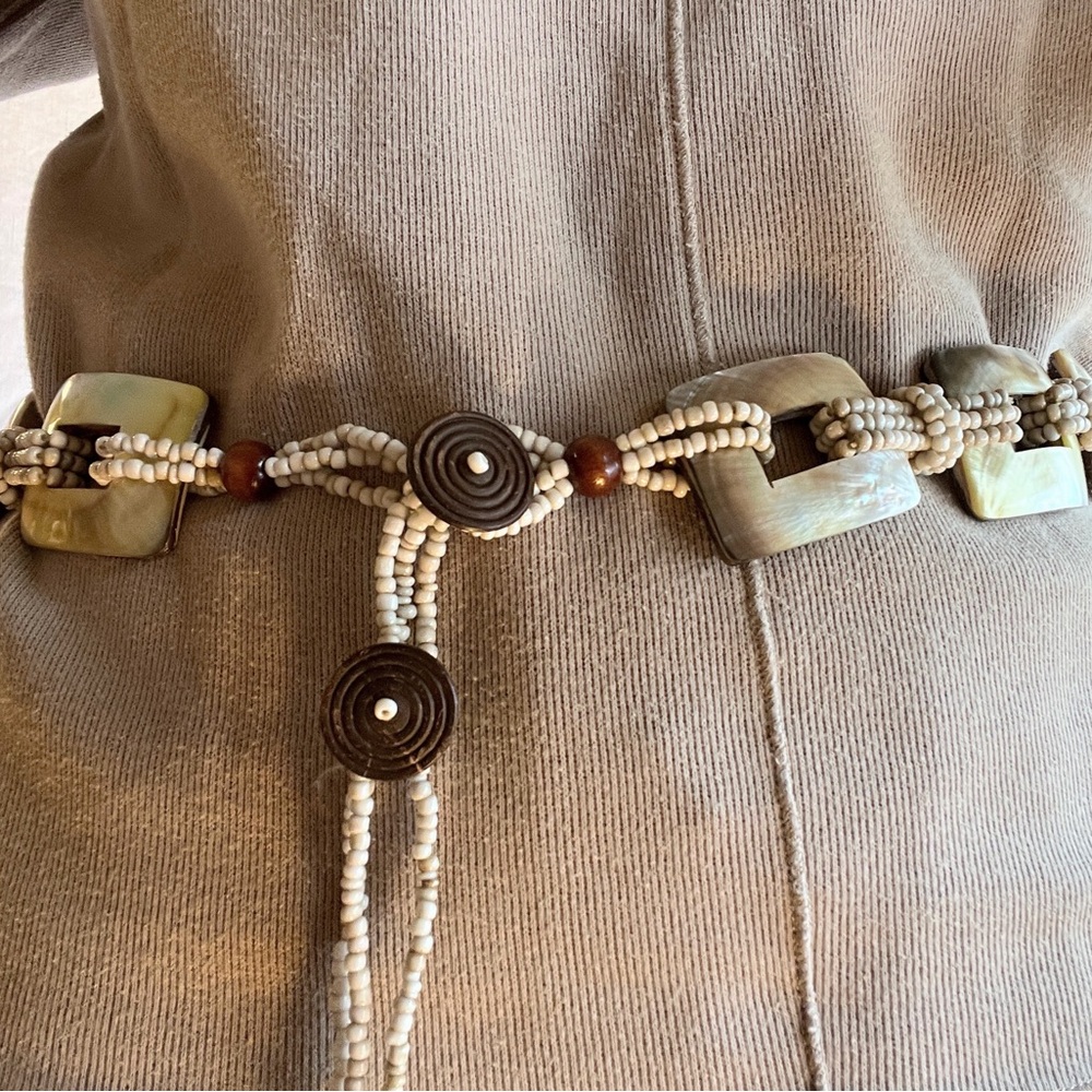 Elegant Shell Beaded Belt with Natural Accents